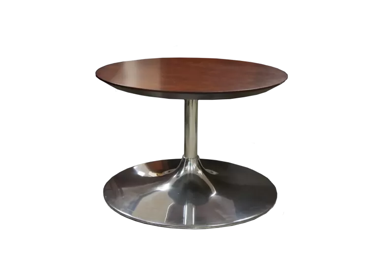 Round office table in Virginia